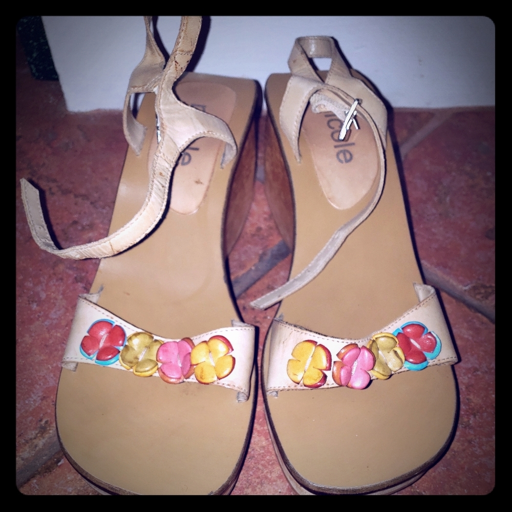 Nicole platform leather sandals made in Brazil